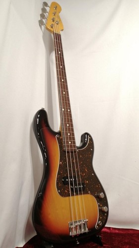 Guitare basse électrique