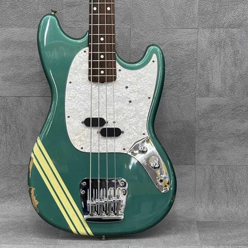 Guitare basse électrique