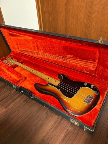 Guitare basse - guitare,